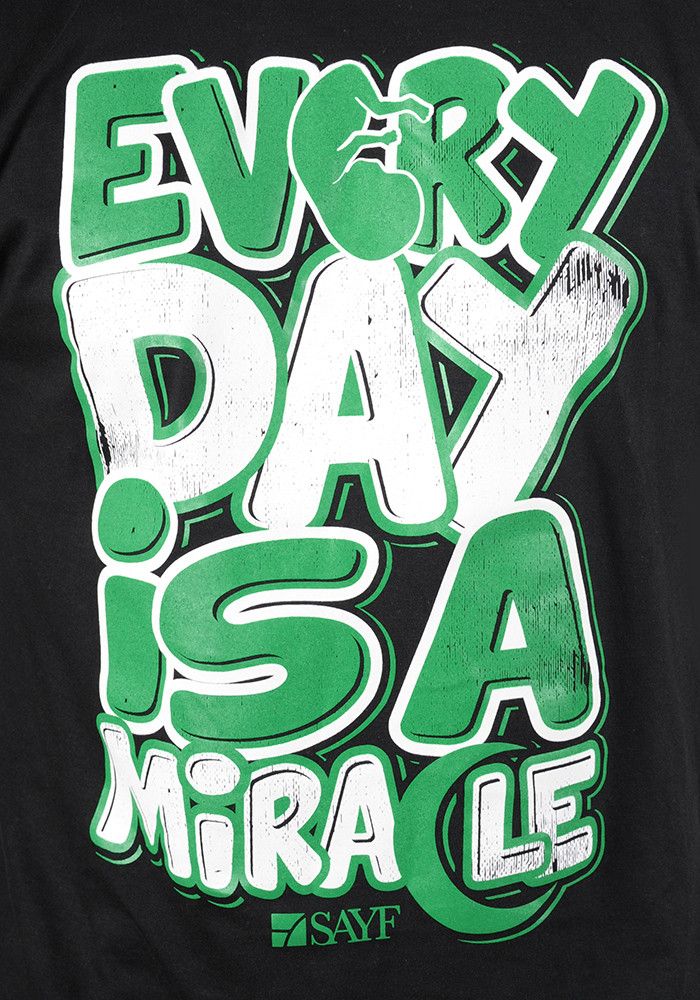 T-shirt SAYF "miracle" noir et vert 2