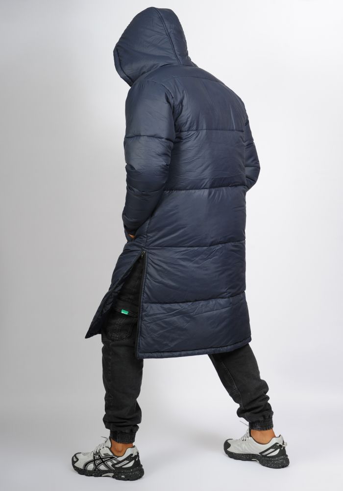 Doudoune épaisse et extra-longue SAYF... Doudoune épaisse et extra-longue SAYF...